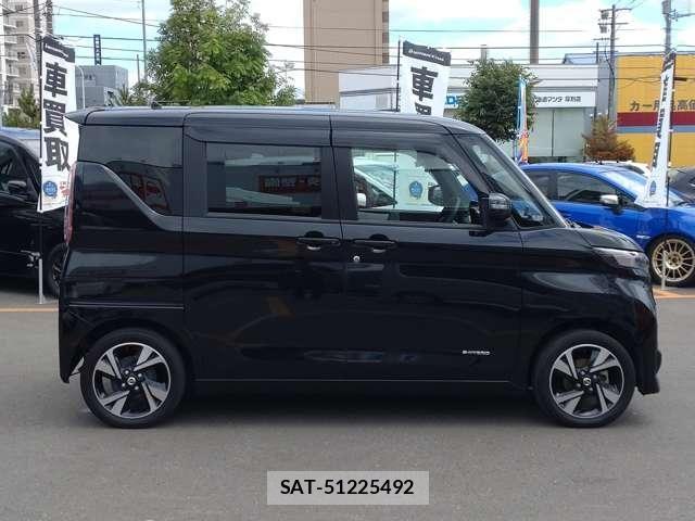 Nissan ROOX 2021-09 8337719-19