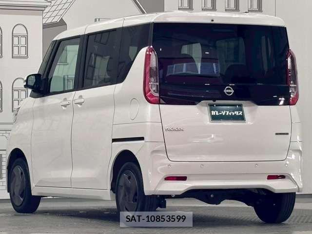 Nissan ROOX 2024-08 8368506-5
