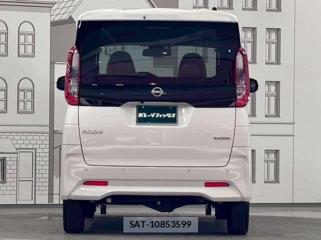 Nissan ROOX 2024-08 8368506-6