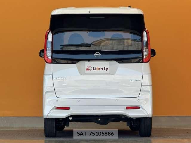 Nissan ROOX 2024-08 8368505-7