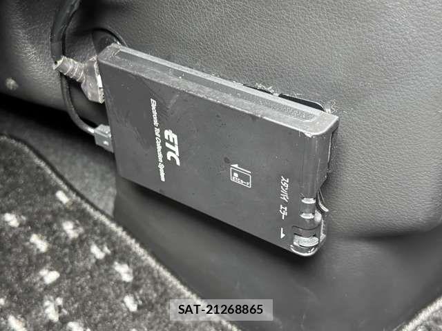 Nissan ROOX 2023-10 8368503-12