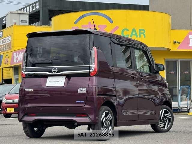 Nissan ROOX 2023-10 8368503-1