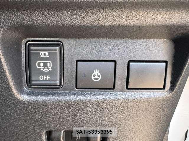 Nissan ROOX 2023-09 8368501-9
