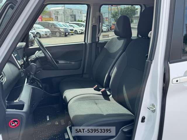 Nissan ROOX 2023-09 8368501-13