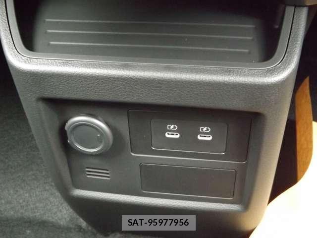 Nissan ROOX 2026-02 8368502-8