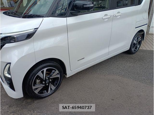 Nissan ROOX 2022-05 8372146-5