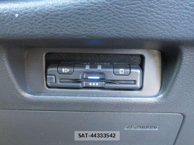 Nissan ROOX 2023-10 8458350-14