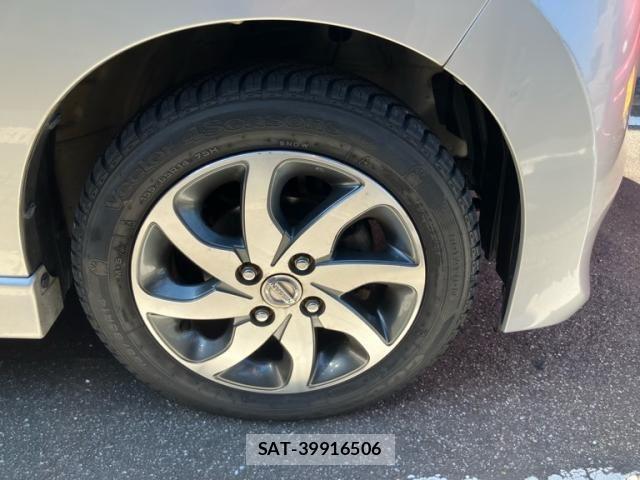 Nissan ROOX 2009-12 8563455-4