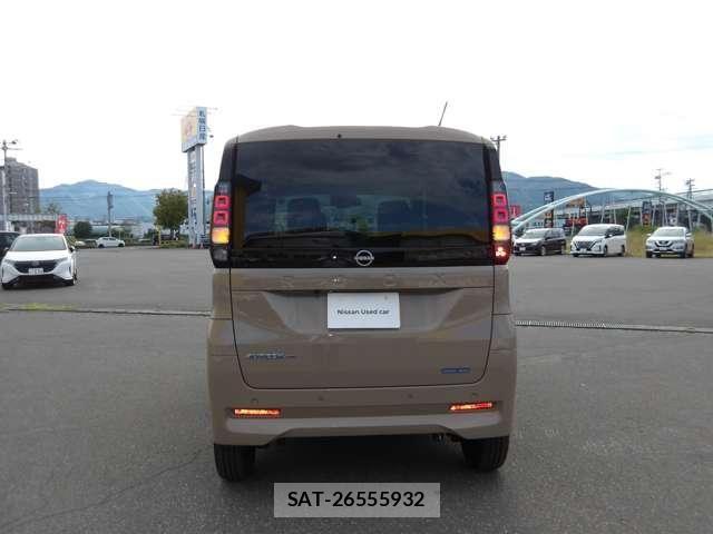 Nissan ROOX 2026-02 8661358-5