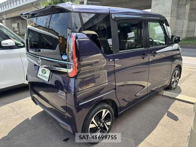 Nissan ROOX 2020-05 8661369-1