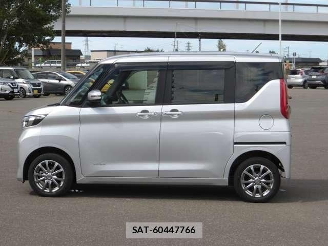 Nissan ROOX 2021-08 8661370-7