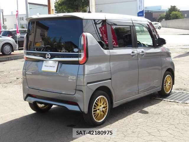 Nissan ROOX 2020-06 8745648-1