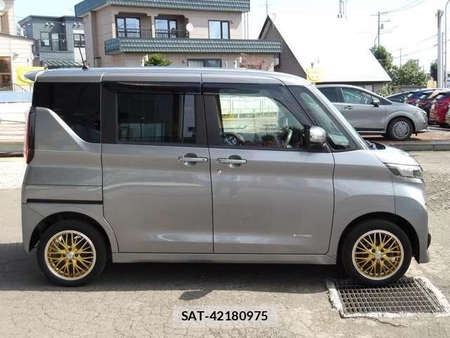Nissan ROOX 2020-06 8745648-5
