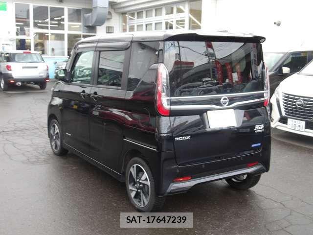 Nissan ROOX 2022-09 8745646-2