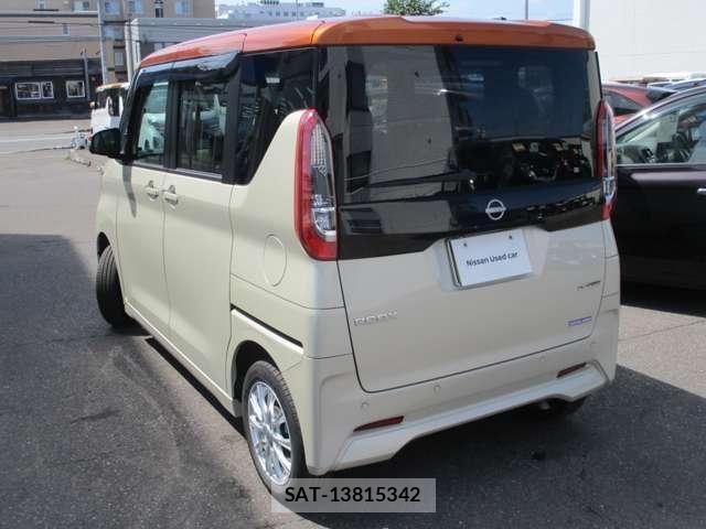 Nissan ROOX 2023-09 8745640-16
