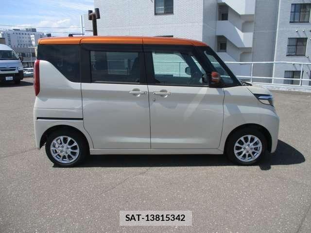 Nissan ROOX 2023-09 8745640-18