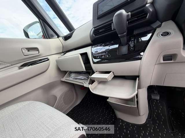 Nissan ROOX 2022-08 8781898-11