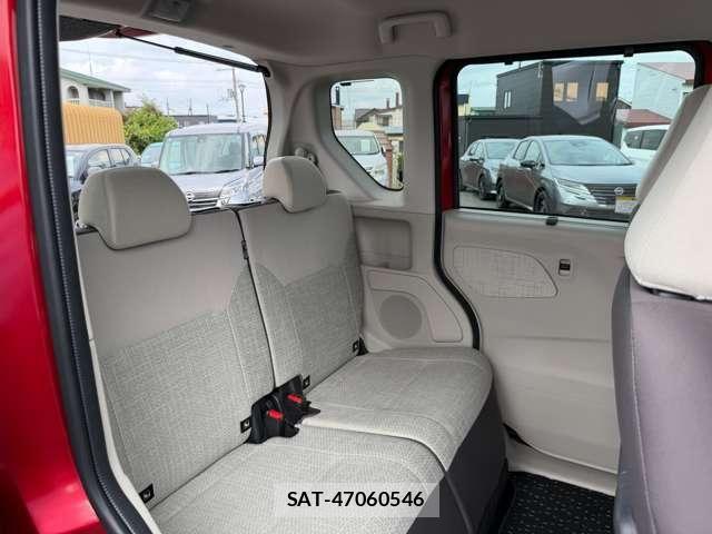 Nissan ROOX 2022-08 8781898-4