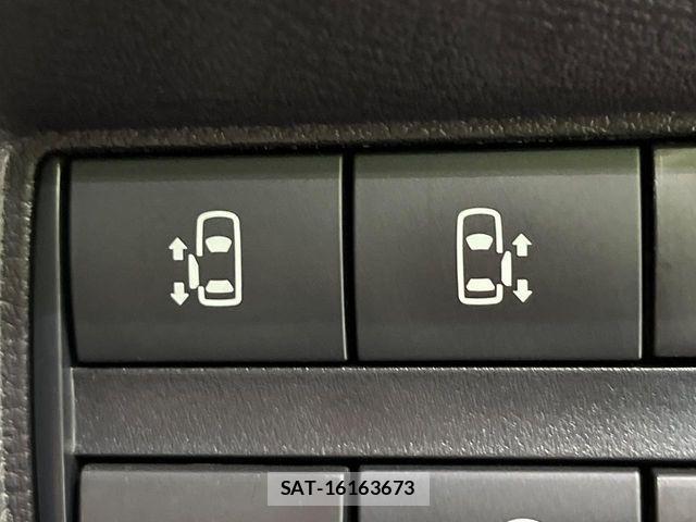Nissan ROOX 2022-08 8781895-4