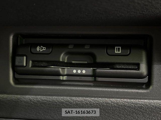 Nissan ROOX 2022-08 8781895-5