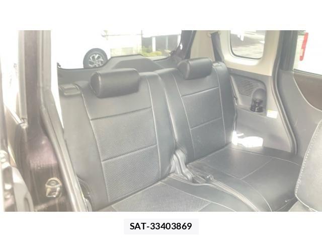 Nissan ROOX 2011-02 8797379-12