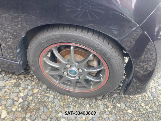 Nissan ROOX 2011-02 8797379-5