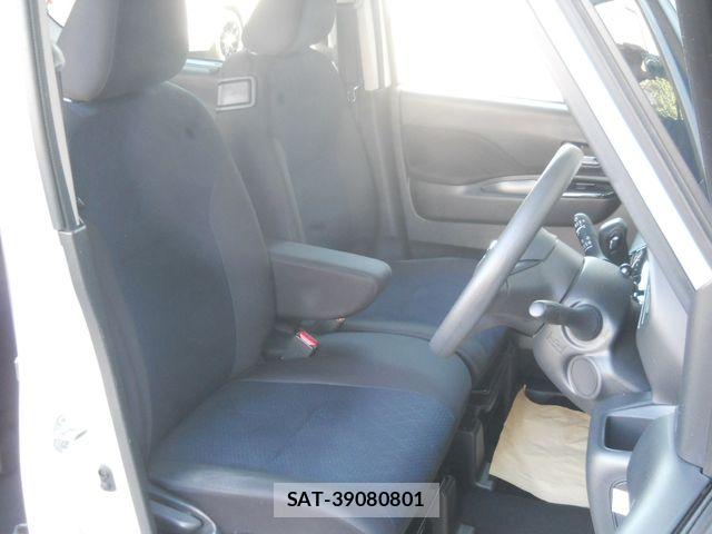 Nissan ROOX 2021-10 8831405-10