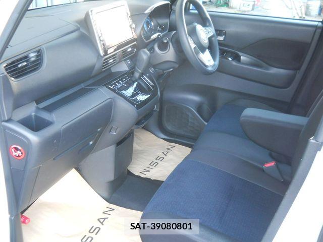 Nissan ROOX 2021-10 8831405-13