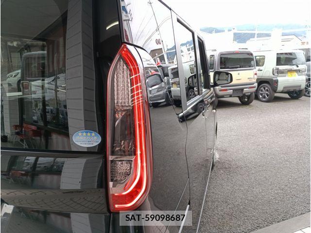 Nissan ROOX 2021-08 8831404-5