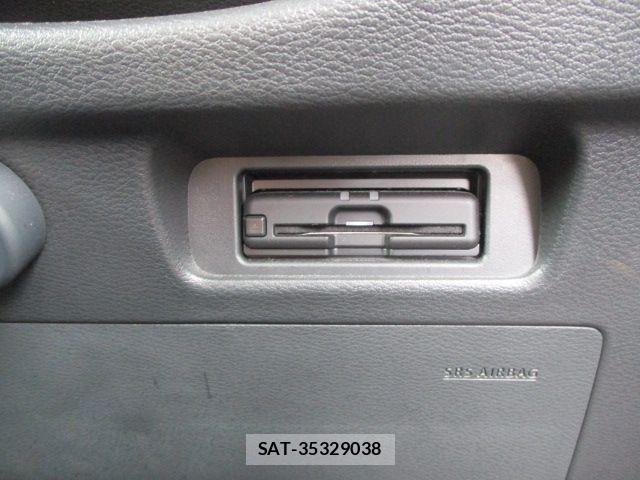 Nissan ROOX 2022-07 8831403-16