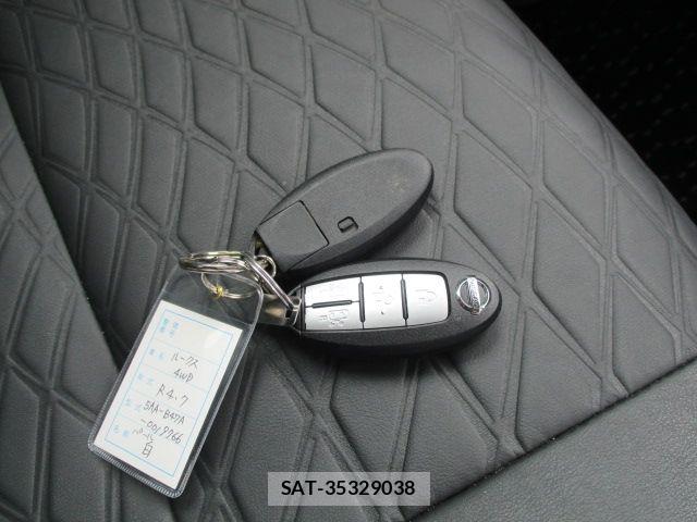 Nissan ROOX 2022-07 8831403-18
