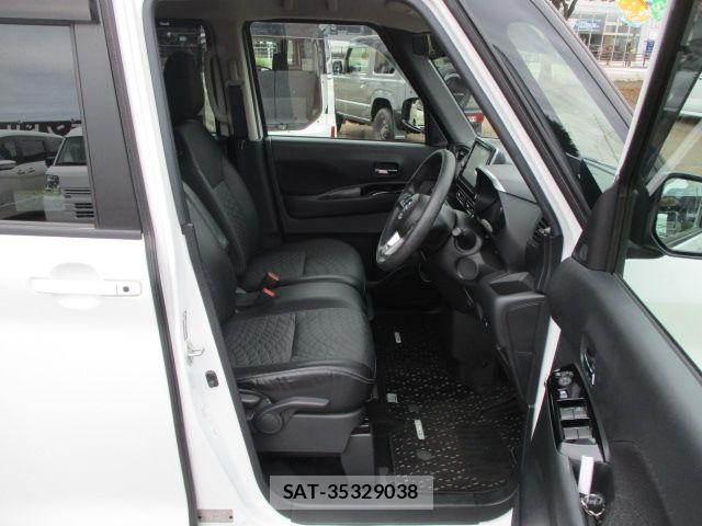 Nissan ROOX 2022-07 8831403-19