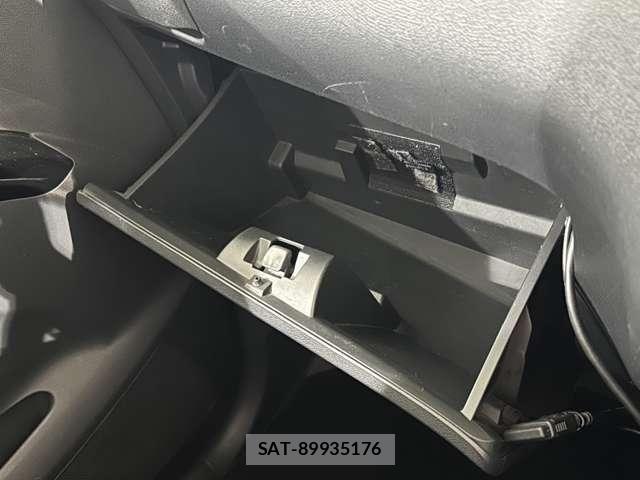 Nissan ROOX 2012-01 8849550-25
