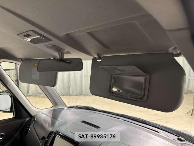 Nissan ROOX 2012-01 8849550-26