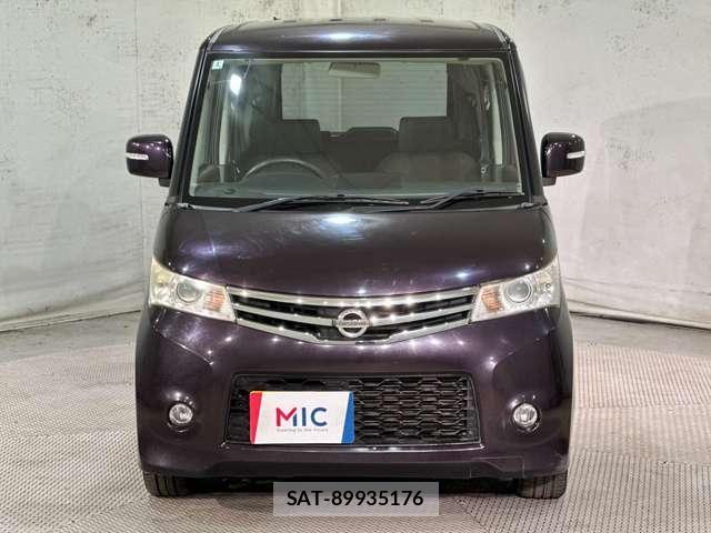 Nissan ROOX 2012-01 8849550-2