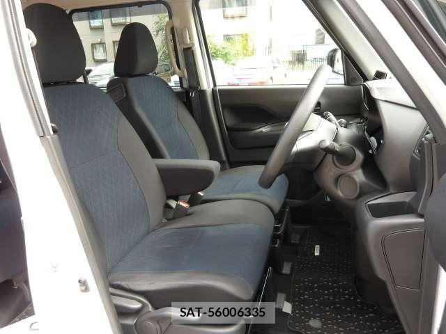 Nissan ROOX 2020-07 8850559-9