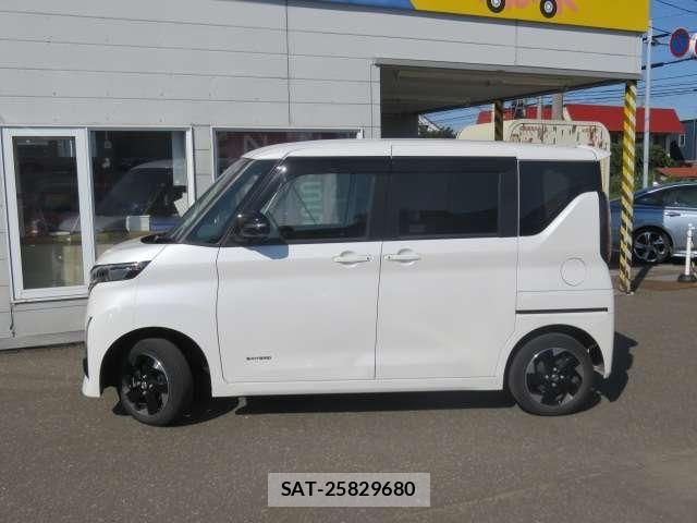 Nissan ROOX 2022-03 8881956-23
