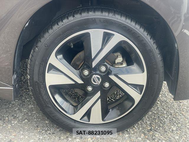 Nissan ROOX 2021-07 8884295-9