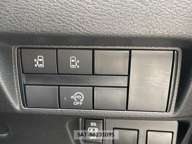 Nissan ROOX 2021-07 8884295-24