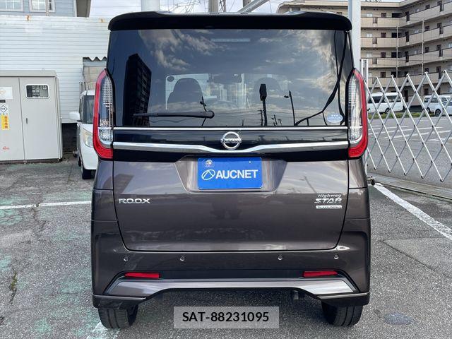 Nissan ROOX 2021-07 8884295-5