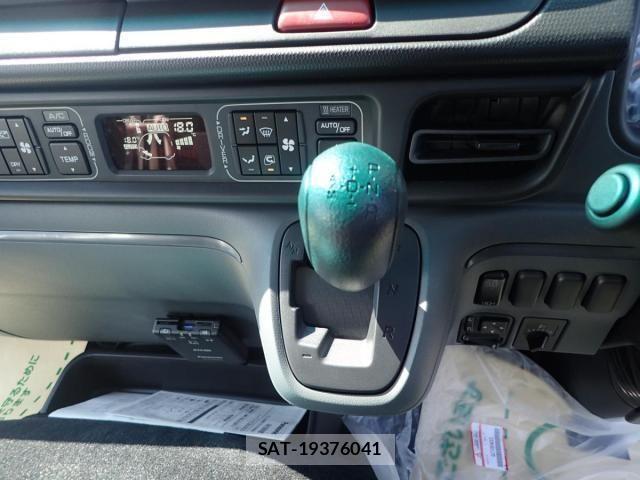 Mitsubishi ROSA 2025-05 1229403-8
