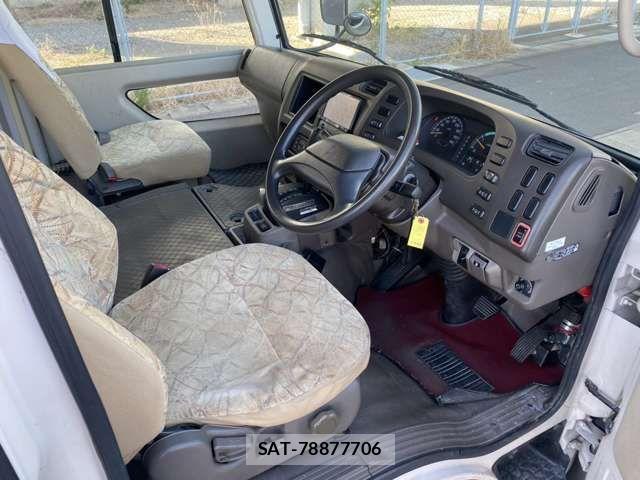 Mitsubishi ROSA 2006-10 1847965-2