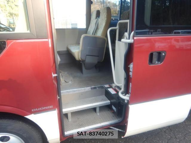 Mitsubishi ROSA 2013-04 2966655-18