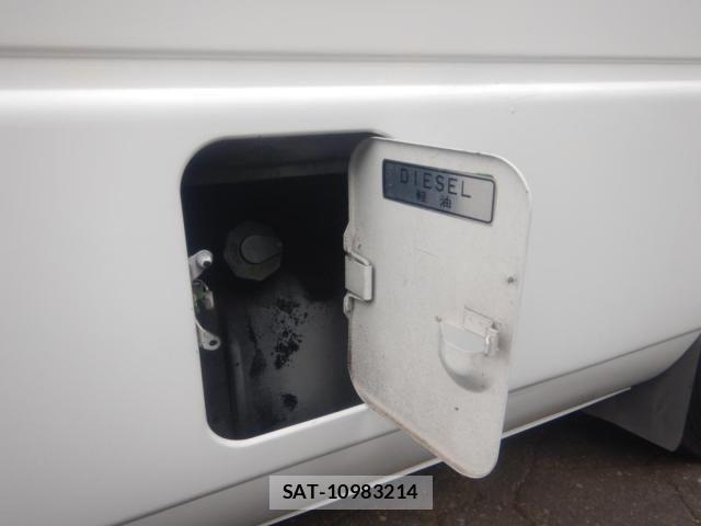 Mitsubishi ROSA 1999-01 6017618-16