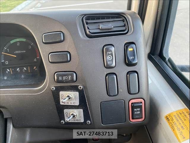 Mitsubishi ROSA 2001-02 6306280-29