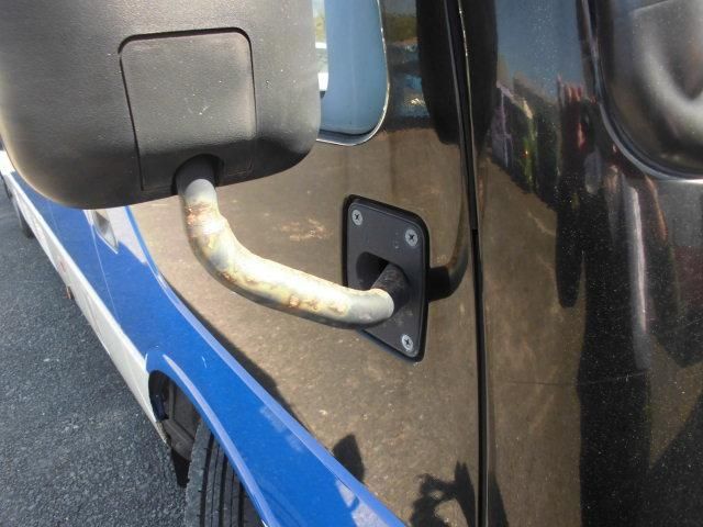 Mitsubishi ROSA 2008-09 6805519-29