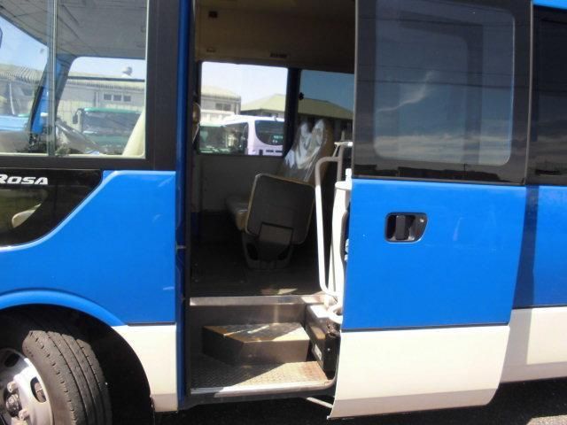 Mitsubishi ROSA 2008-09 6805519-8