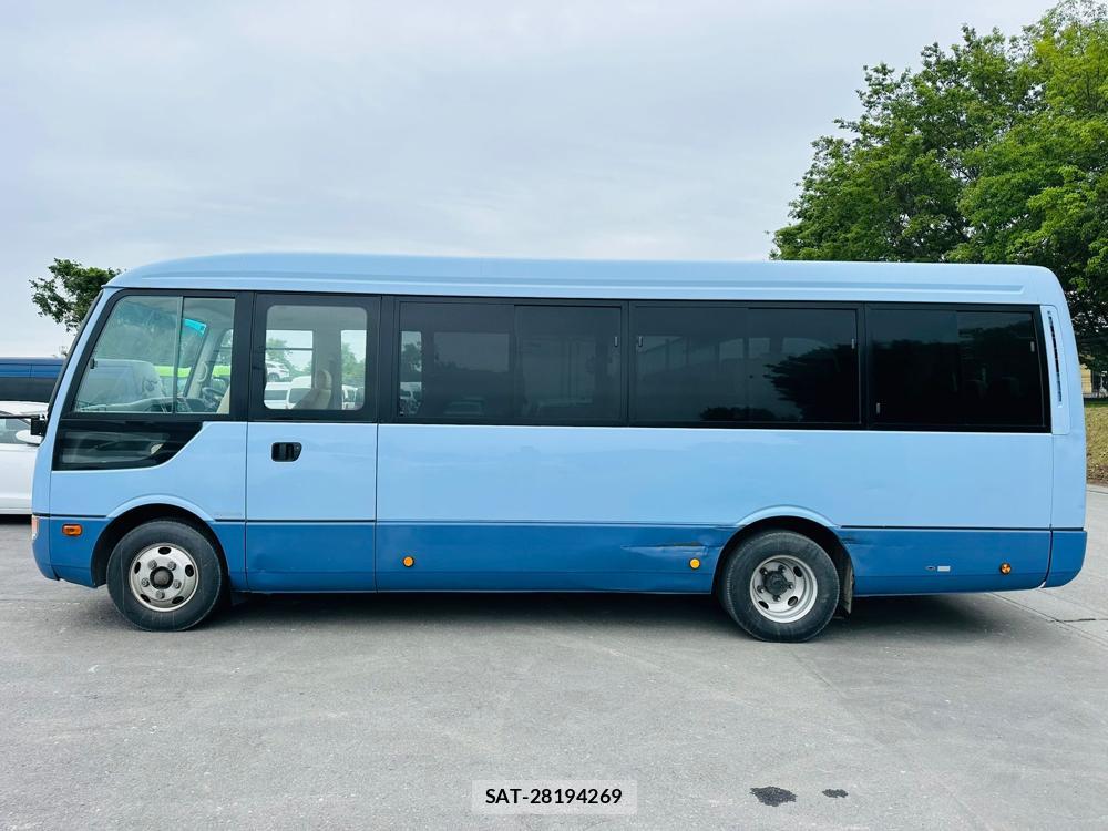 Mitsubishi ROSA 2012-06 5386302-1
