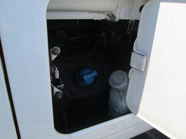 Mitsubishi ROSA 2023-08 7199754-10