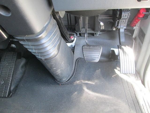 Mitsubishi ROSA 2023-08 7199754-17